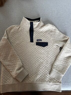 Patagonia Quilted Snap Pullover in Cream